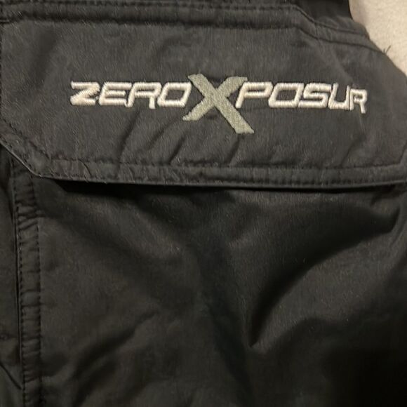 ZeroXposur snow pants    - Picture 3 of 4